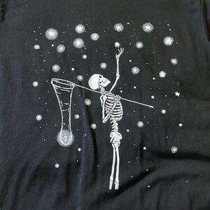 Skeleton tshirt